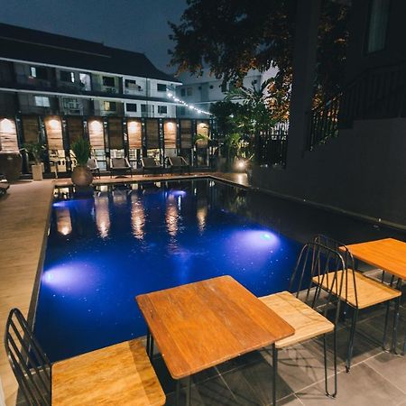 iWualai Hotel - SHA Extra Plus Chiang Mai Esterno foto